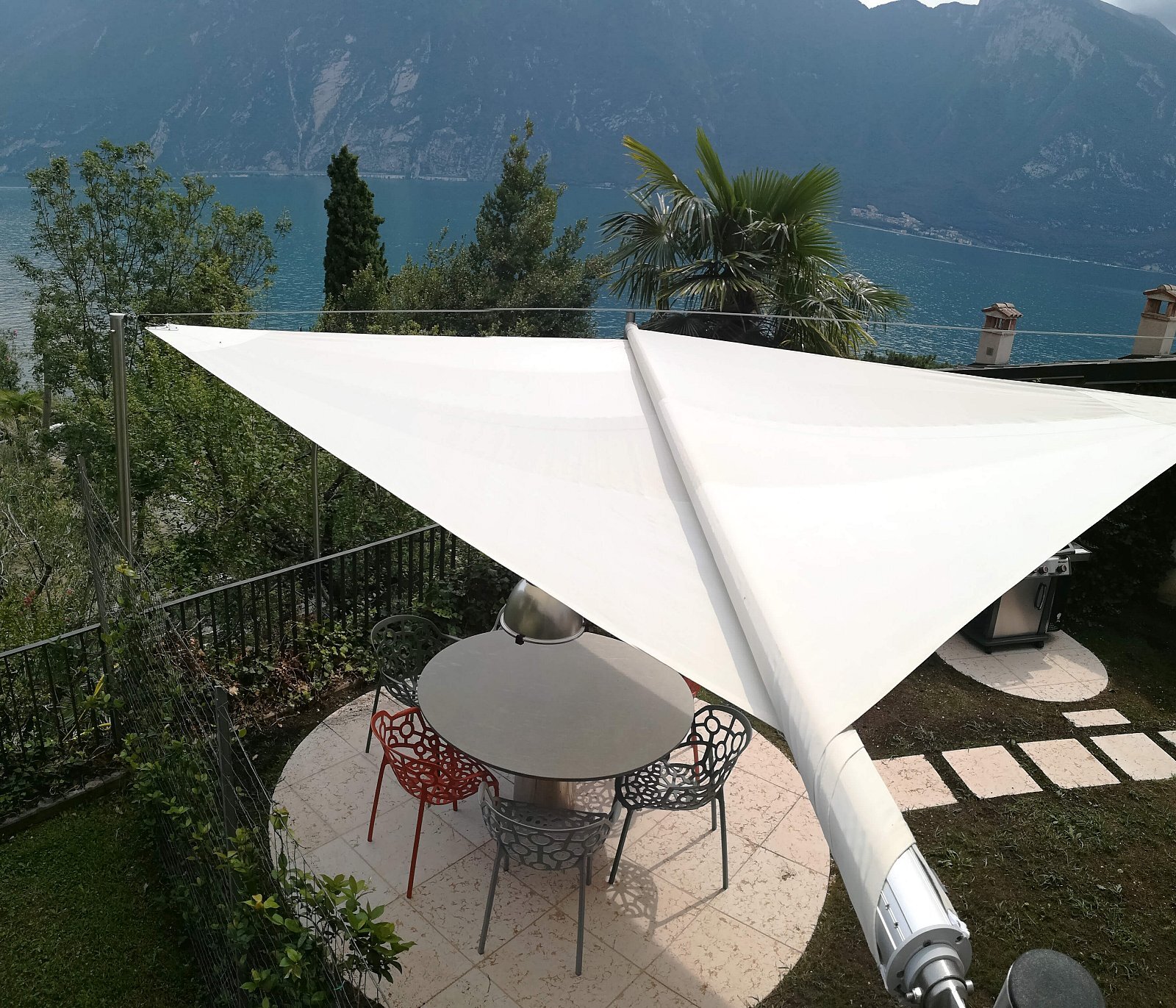 Ca dela Nua, Limone sul Garda (BS): dettaglio della vela – vele avvolgibili motorizzate modello c