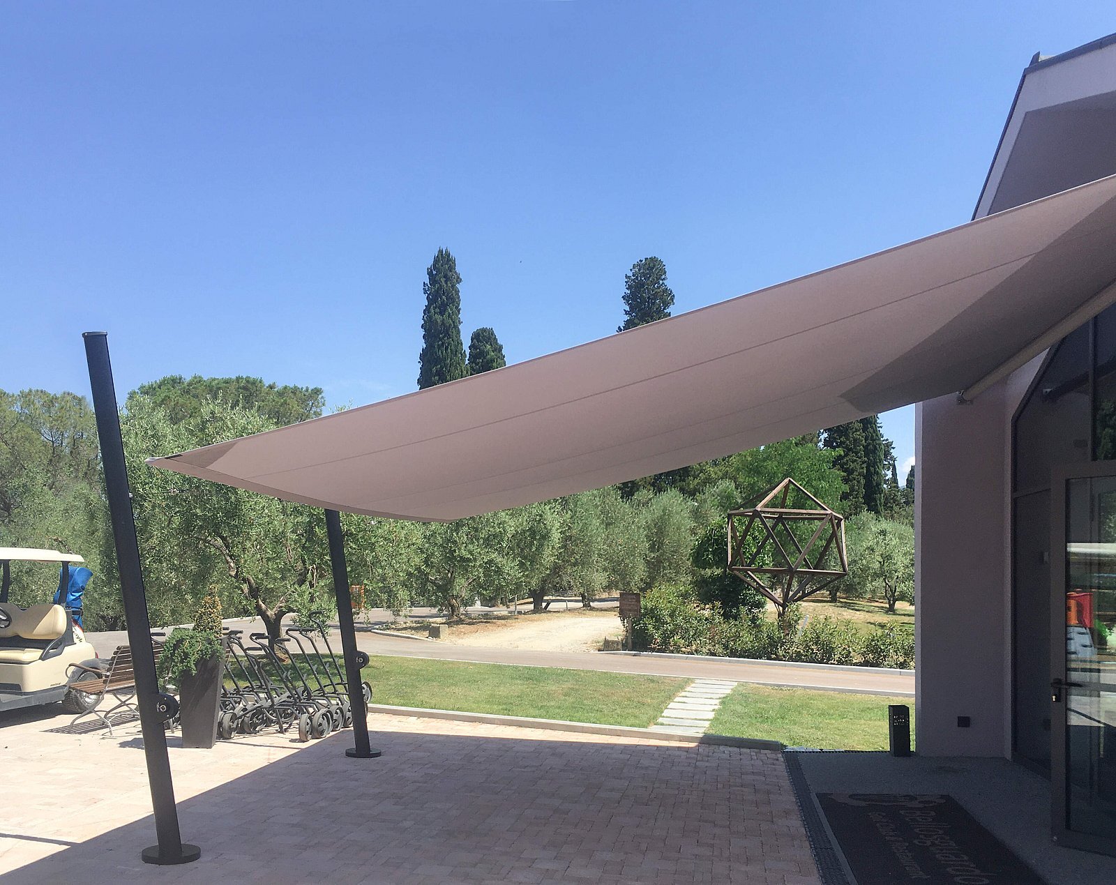Golf Club Bellosguardo, Vinci (FI): vista d'insieme – vela avvolgibile motorizzata modello cs