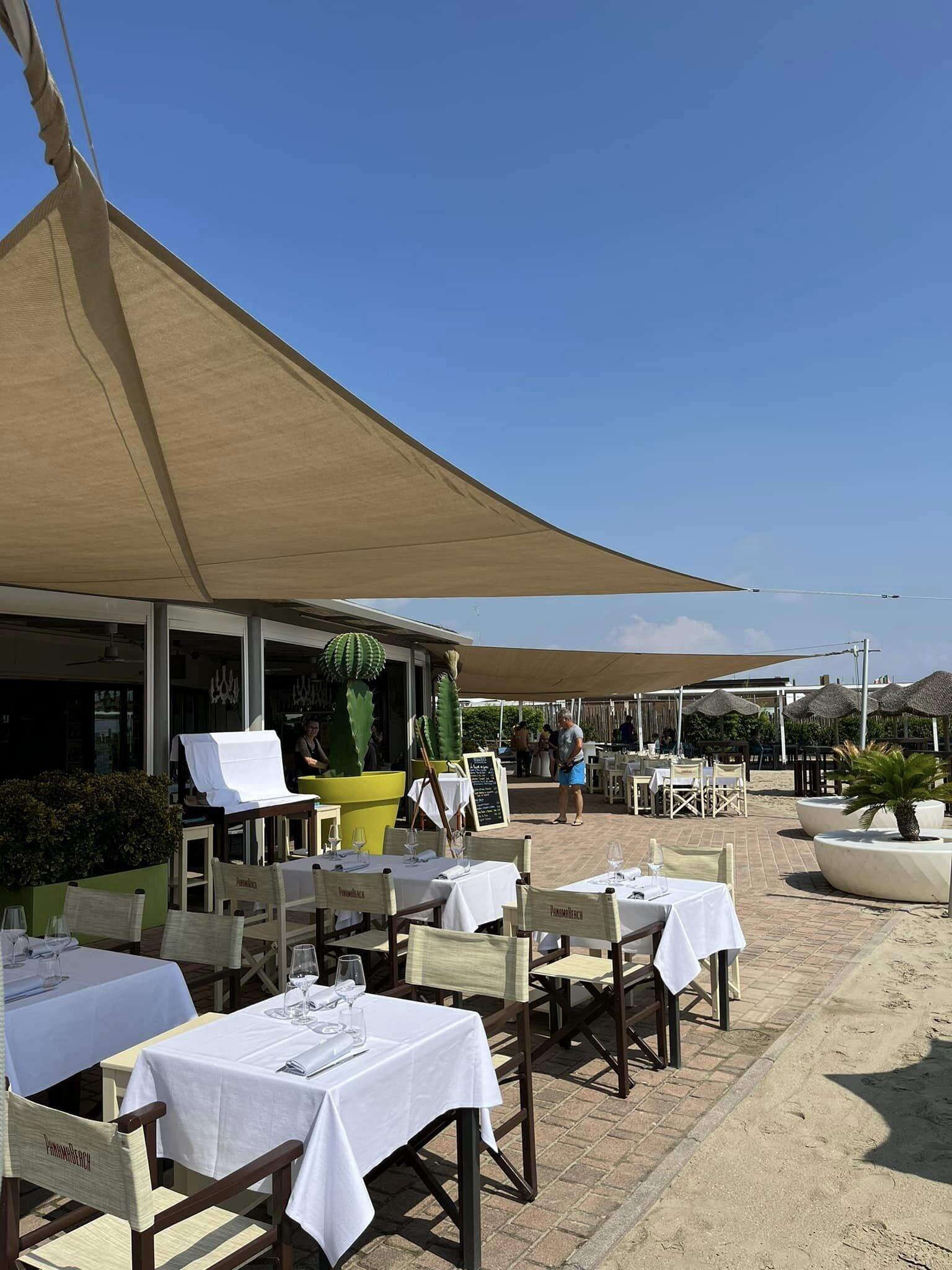 Panama Beach, Porto Garibaldi (FE): vista d'insieme – vele avvolgibili manuali modello m