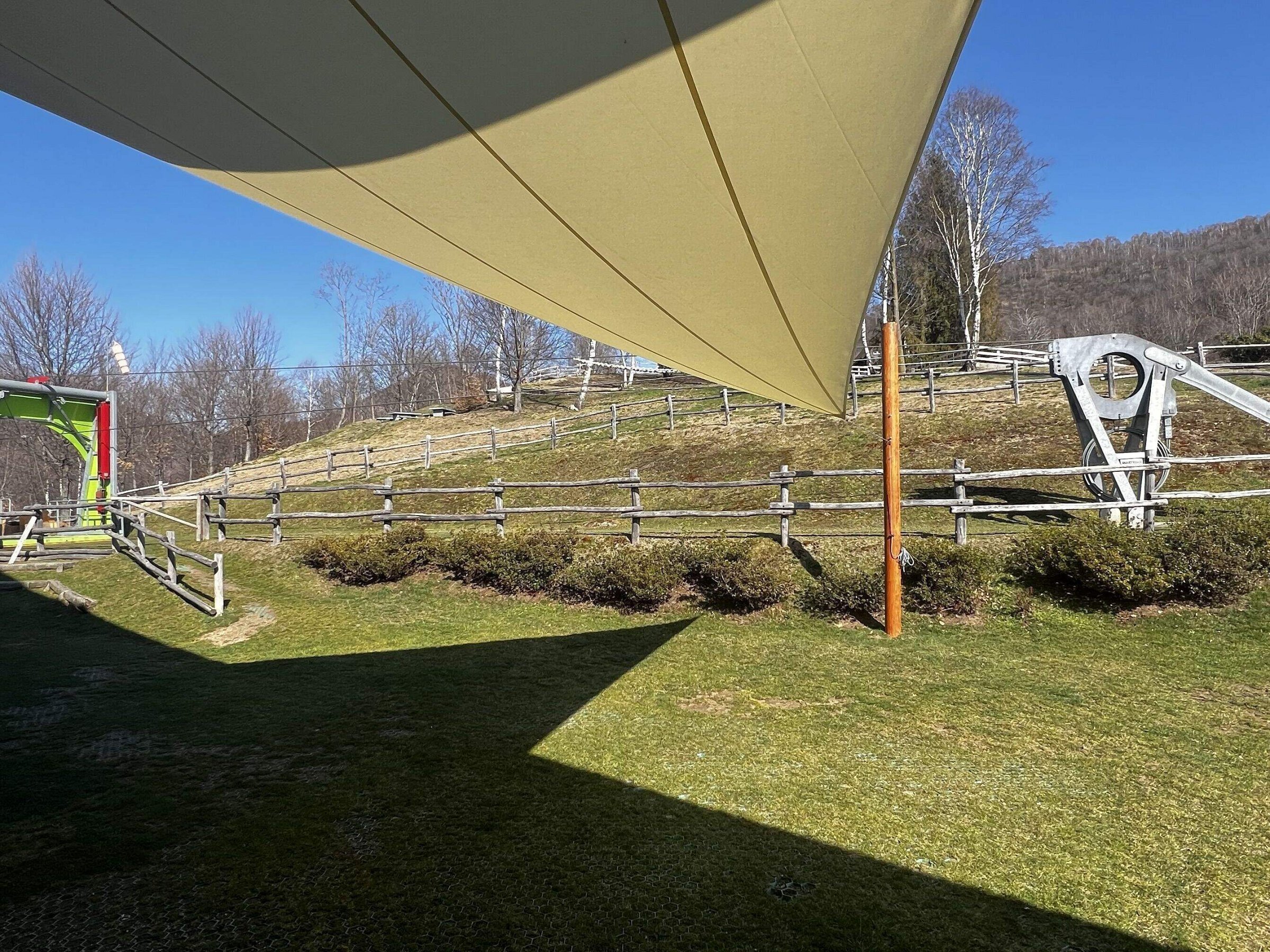 Vele avvolgibili manuali Modello A – Zipline, Aurano, Lago Maggiore